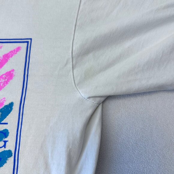 BYU Cougars Vintage 90s T-Shirt Jazz Design Logo Pink Teal Size L White - Picture 4 of 9